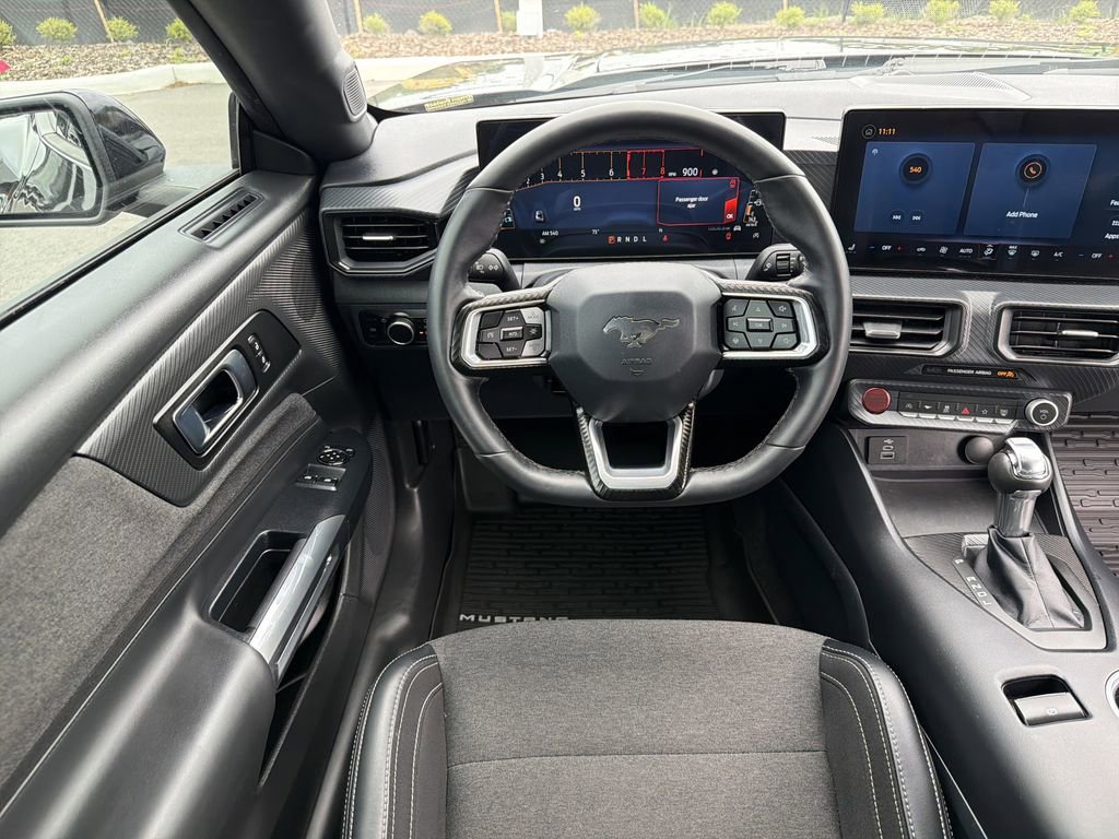 Certified 2025 Ford Mustang Coupe image 12