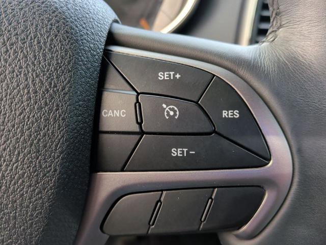 Used 2018 Jeep Grand Cherokee Limited image 20