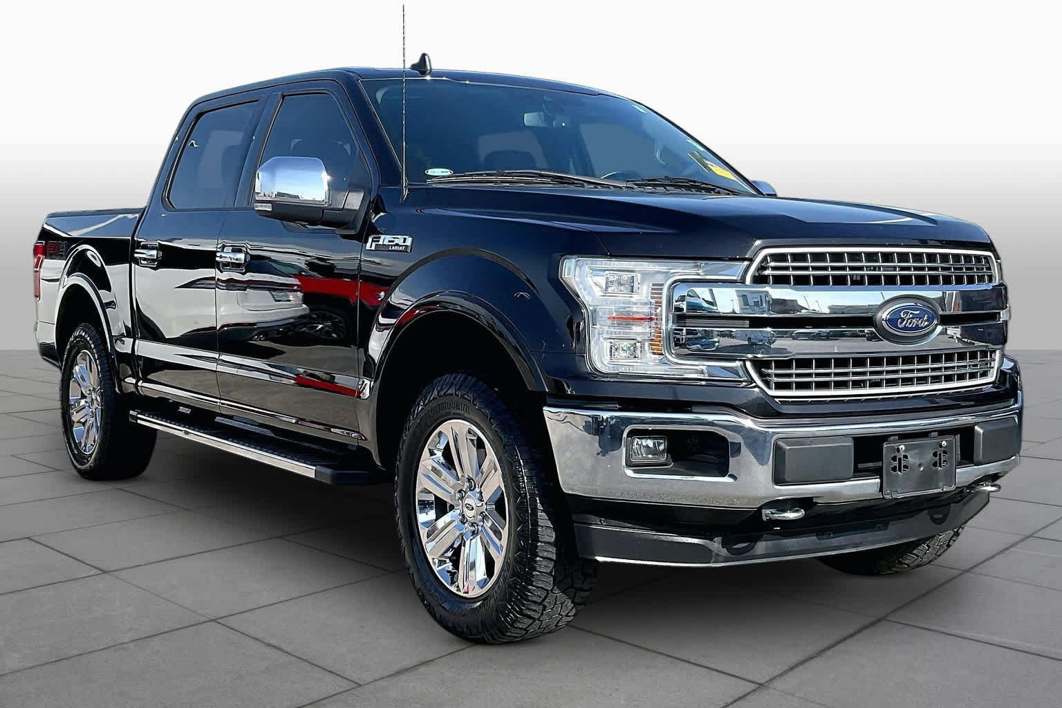 Certified 2020 Ford F150 Lariat w/ Equipment Group 502A Luxury AWD/4WD image 3