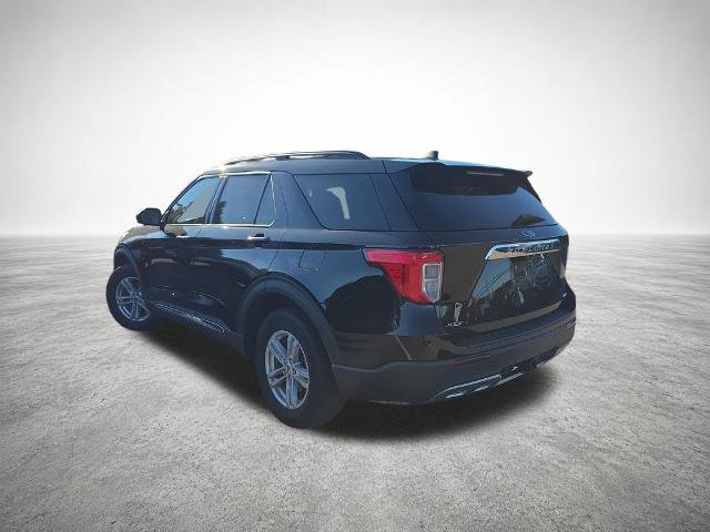 Certified 2022 Ford Explorer XLT w/ Equipment Group 202A AWD/4WD image 6
