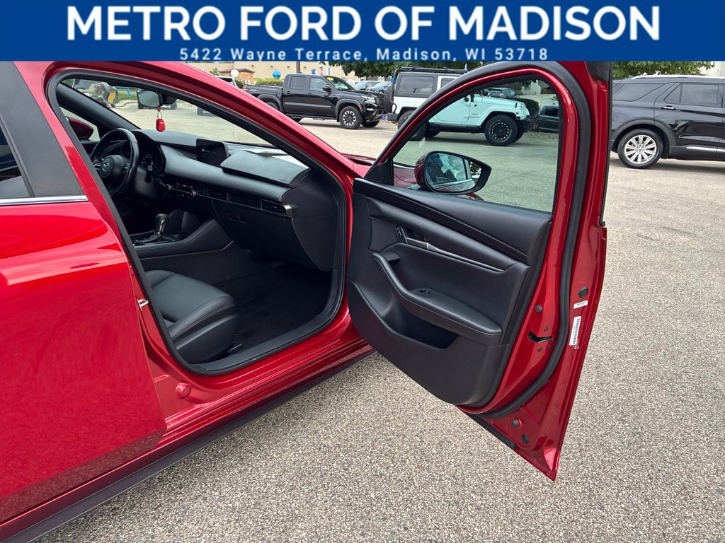 Used 2023 MAZDA MAZDA3 s FWD image 40