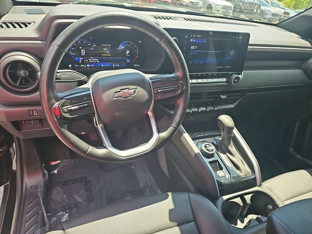 Used 2025 Chevrolet Colorado Trail Boss AWD/4WD image 14