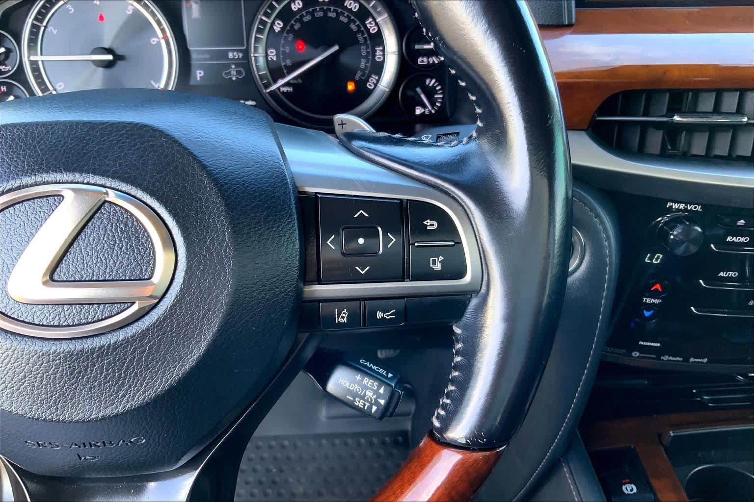 Used 2019 Lexus LX 570 4WD w/ Luxury Package image 22