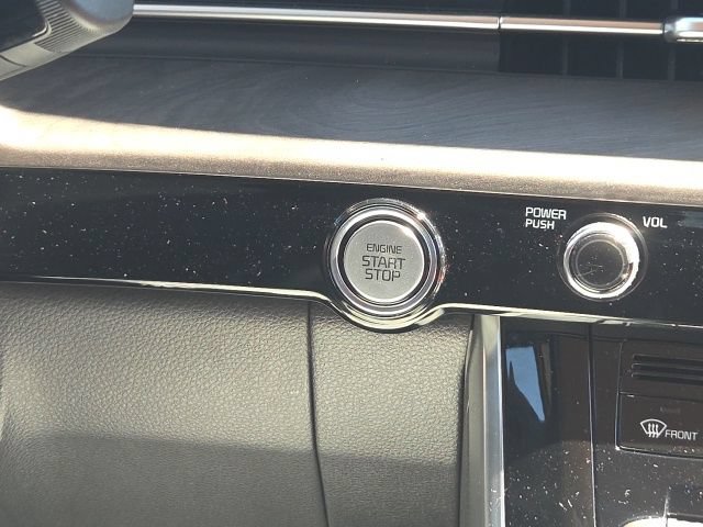 Used 2024 Kia Carnival SX FWD image 46