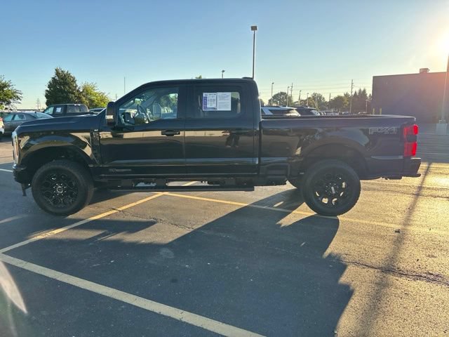 Certified 2025 Ford F250 XLT w/ Black Appearance Package AWD/4WD image 17