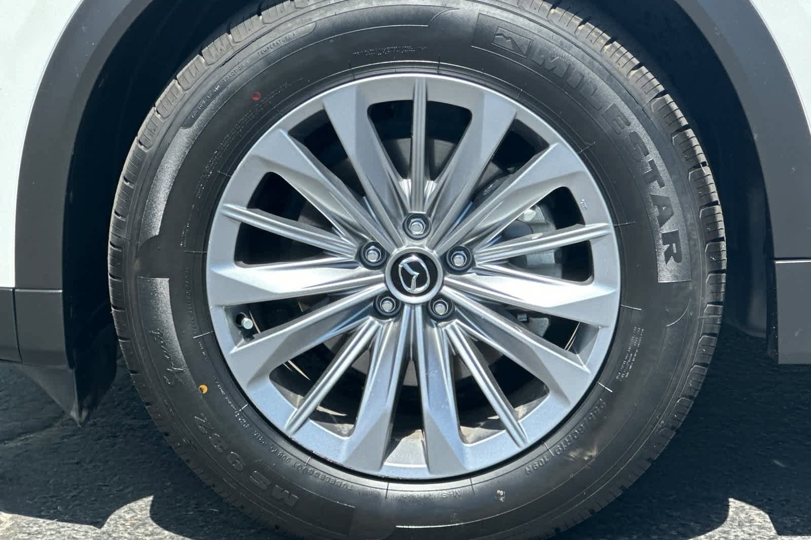 Used 2024 MAZDA CX-90 3.3 Turbo w/ Preferred Plus AWD/4WD image 27