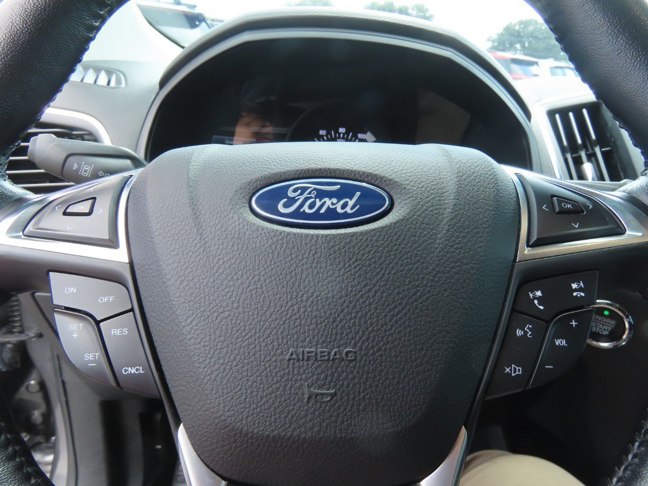 Certified 2023 Ford Edge Titanium AWD/4WD image 28