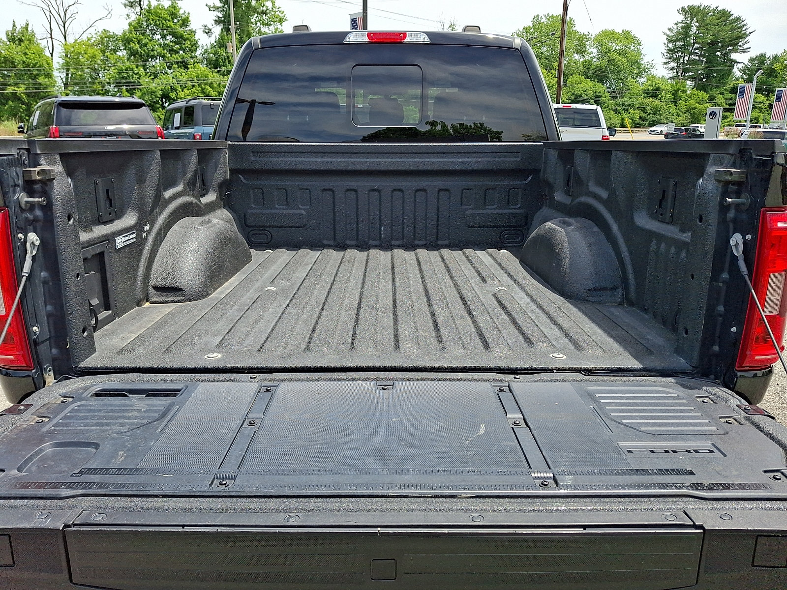 Certified 2022 Ford F150 XLT w/ Equipment Group 302A High AWD/4WD image 31