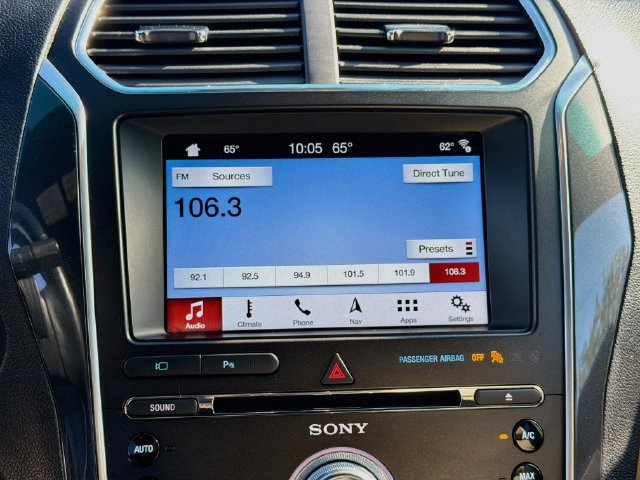 Certified 2017 Ford Explorer Limited FWD image 33