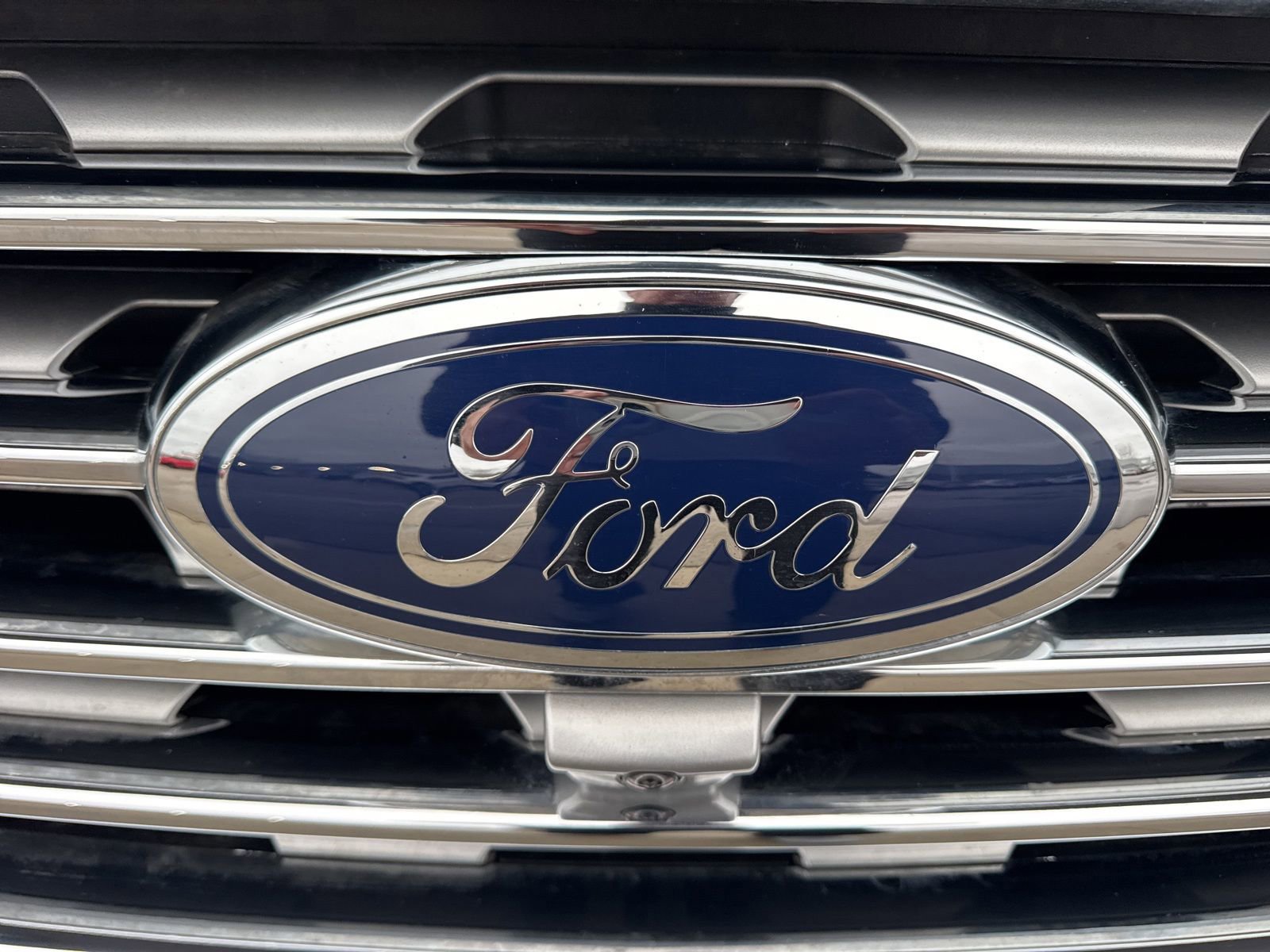 Certified 2024 Ford Edge Titanium w/ Equipment Group 301A image 14