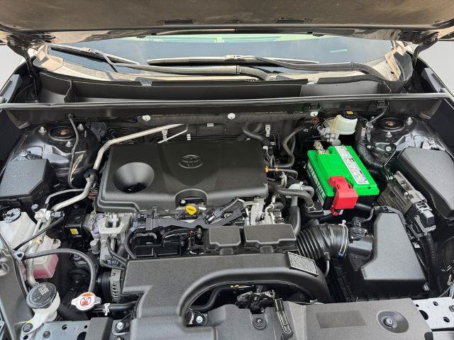 Used 2019 Toyota RAV4 XLE Premium w/ Cold Weather Package AWD/4WD image 28