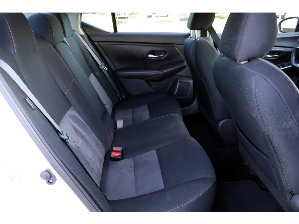 Used 2024 Nissan Sentra SR FWD image 17
