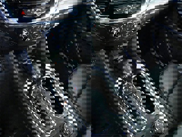 Used 2021 Chevrolet Traverse Premier w/ Redline Edition image 20