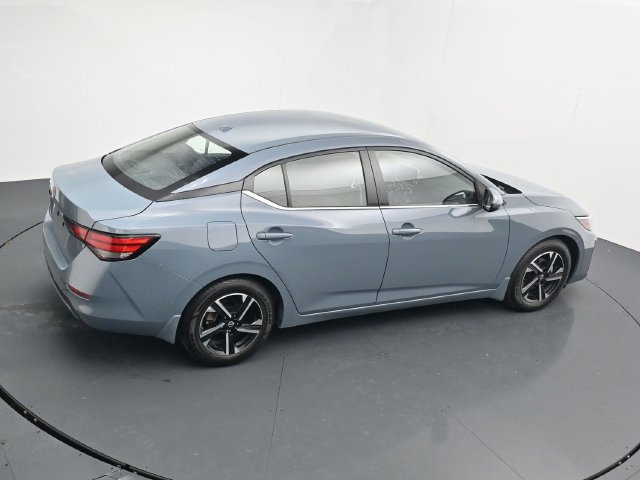 Used 2025 Nissan Sentra SV FWD image 33