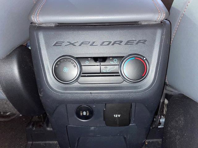 Certified 2025 Ford Explorer Active w/ Active Comfort Package image 17