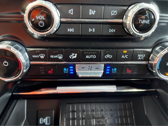 Certified 2023 Ford F150 Platinum w/ Equipment Group 701A High AWD/4WD image 33
