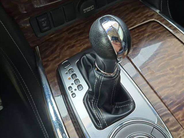 Used 2017 Nissan Armada SL w/ Technology Package RWD image 12