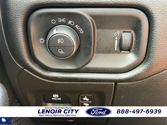 Used 2022 RAM 1500 Big Horn AWD/4WD image 19