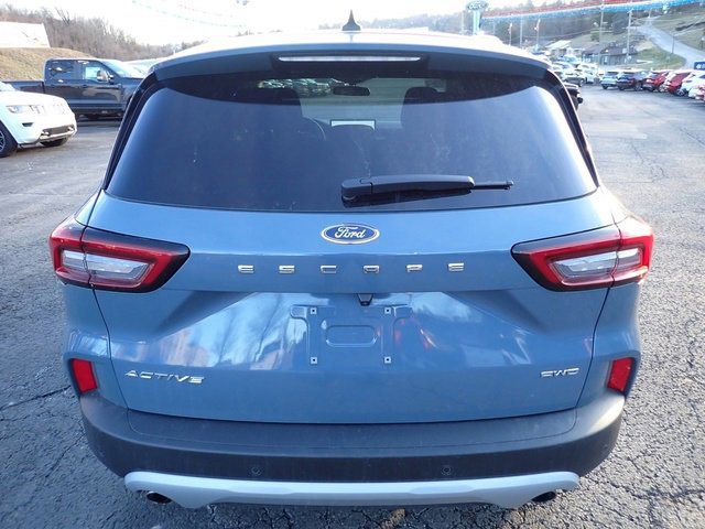 Certified 2024 Ford Escape Active w/ Tech Pack #2 image 3