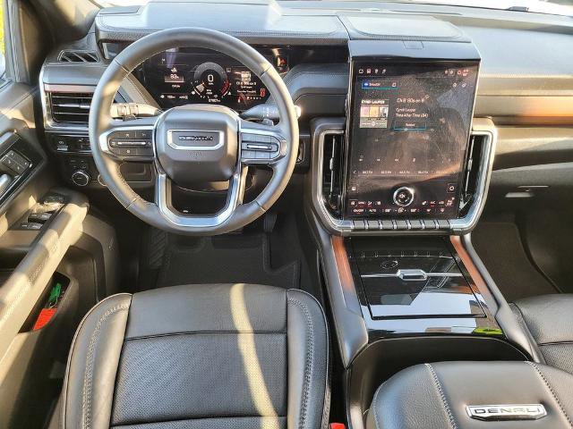 Used 2025 GMC Yukon Denali image 12