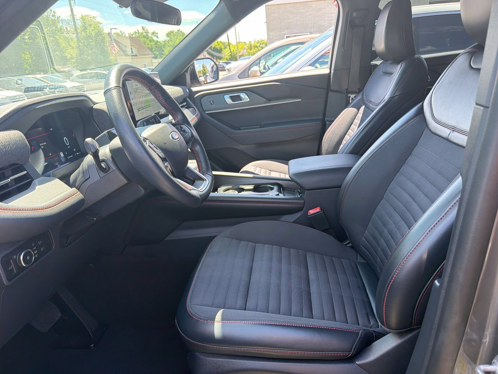 Certified 2025 Ford Explorer ST-Line AWD/4WD image 14