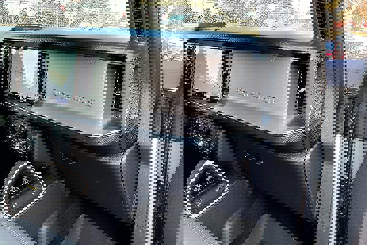 Certified 2021 Ford Bronco Outer Banks image 18