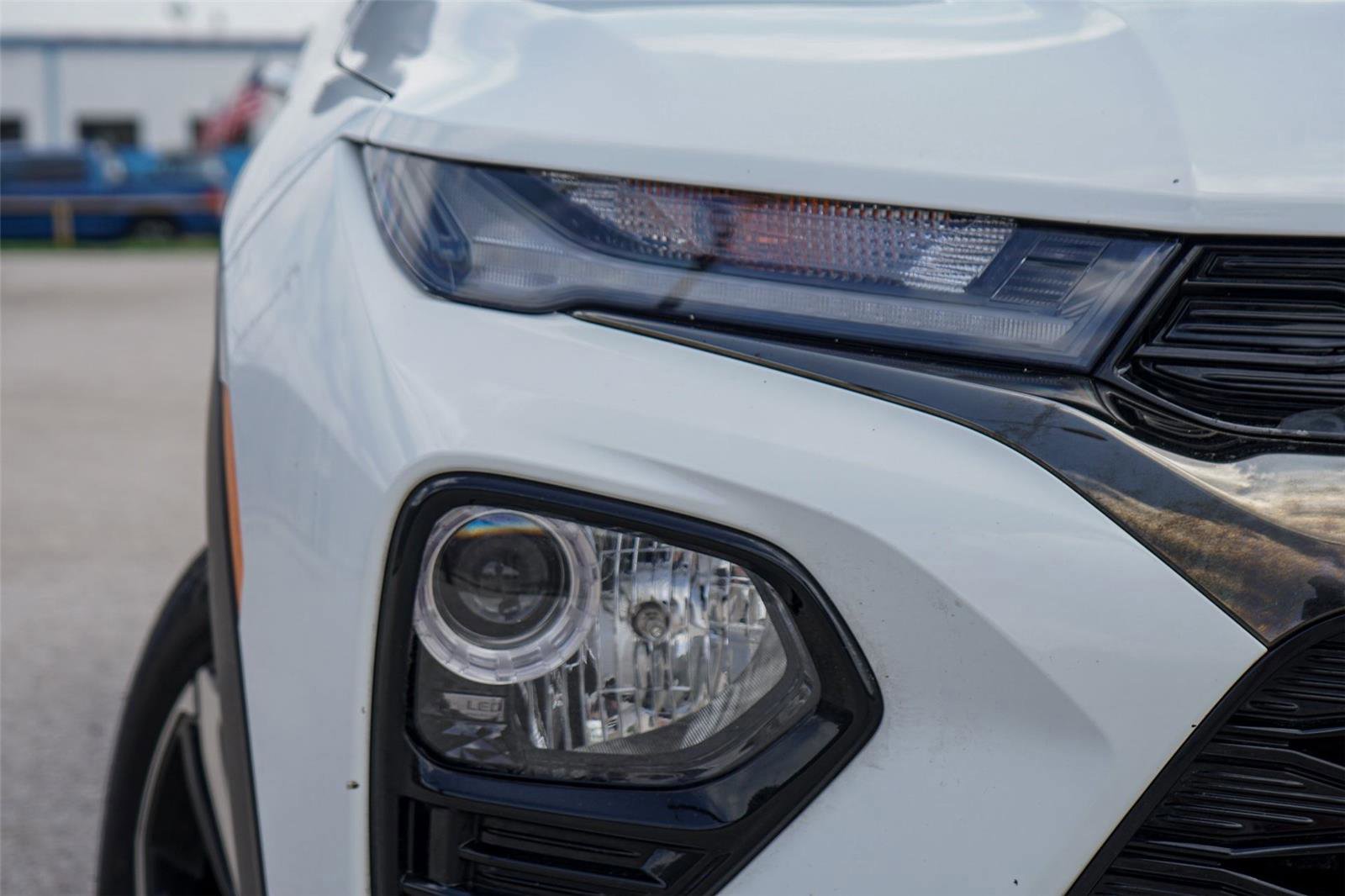 Used 2021 Chevrolet TrailBlazer RS w/ Technology Package FWD image 8