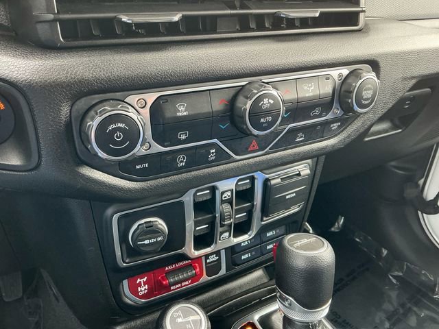 Used 2024 Jeep Gladiator Sport image 23