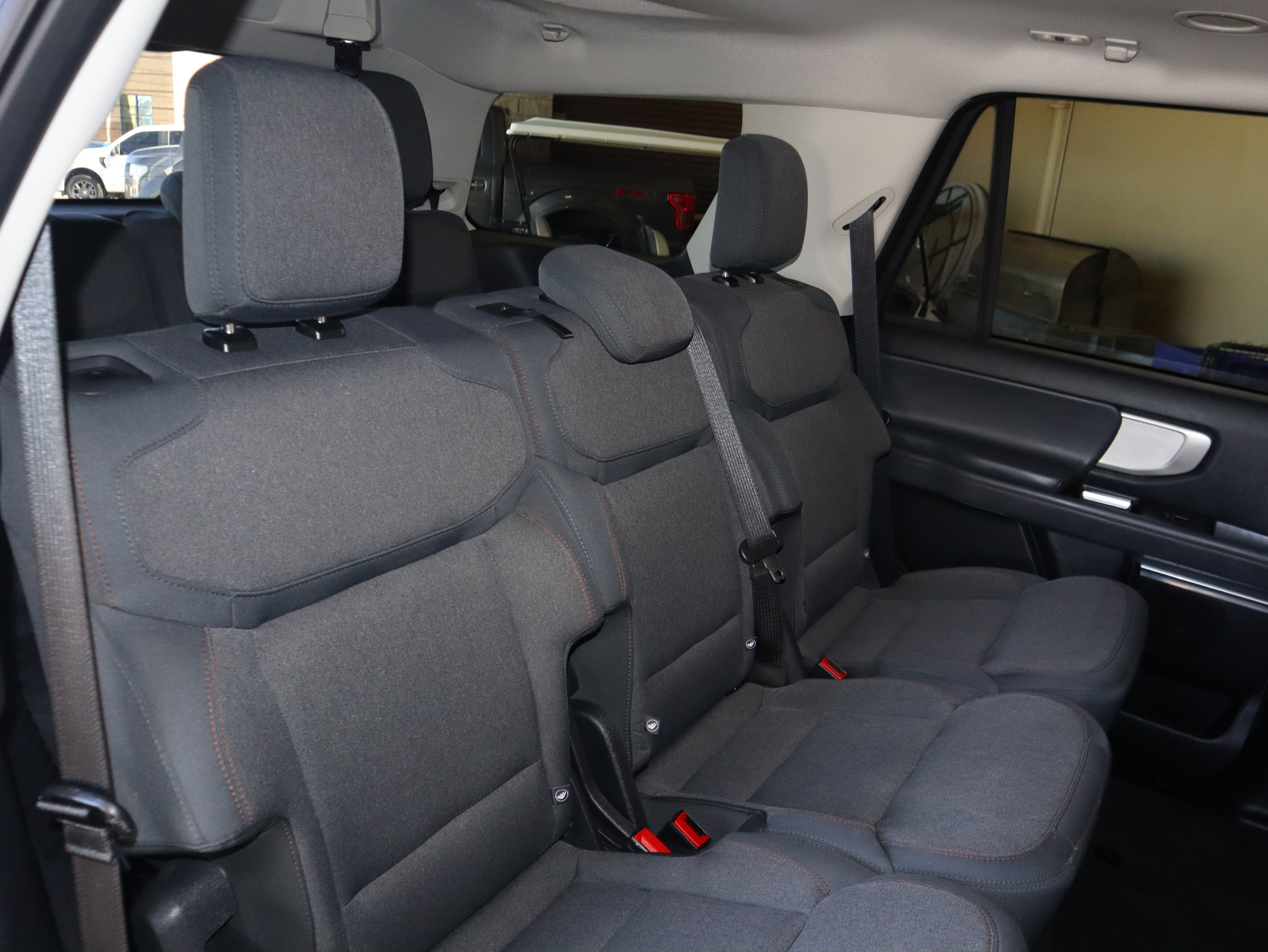 Certified 2025 Ford Expedition Active AWD/4WD image 45