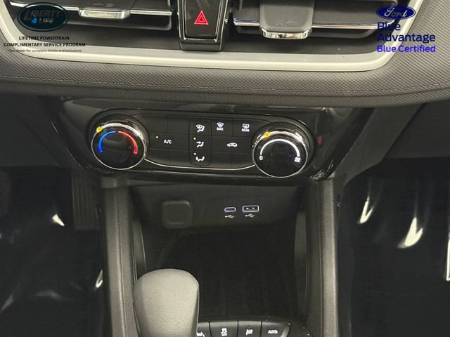 Used 2025 Chevrolet TrailBlazer LT AWD/4WD image 25