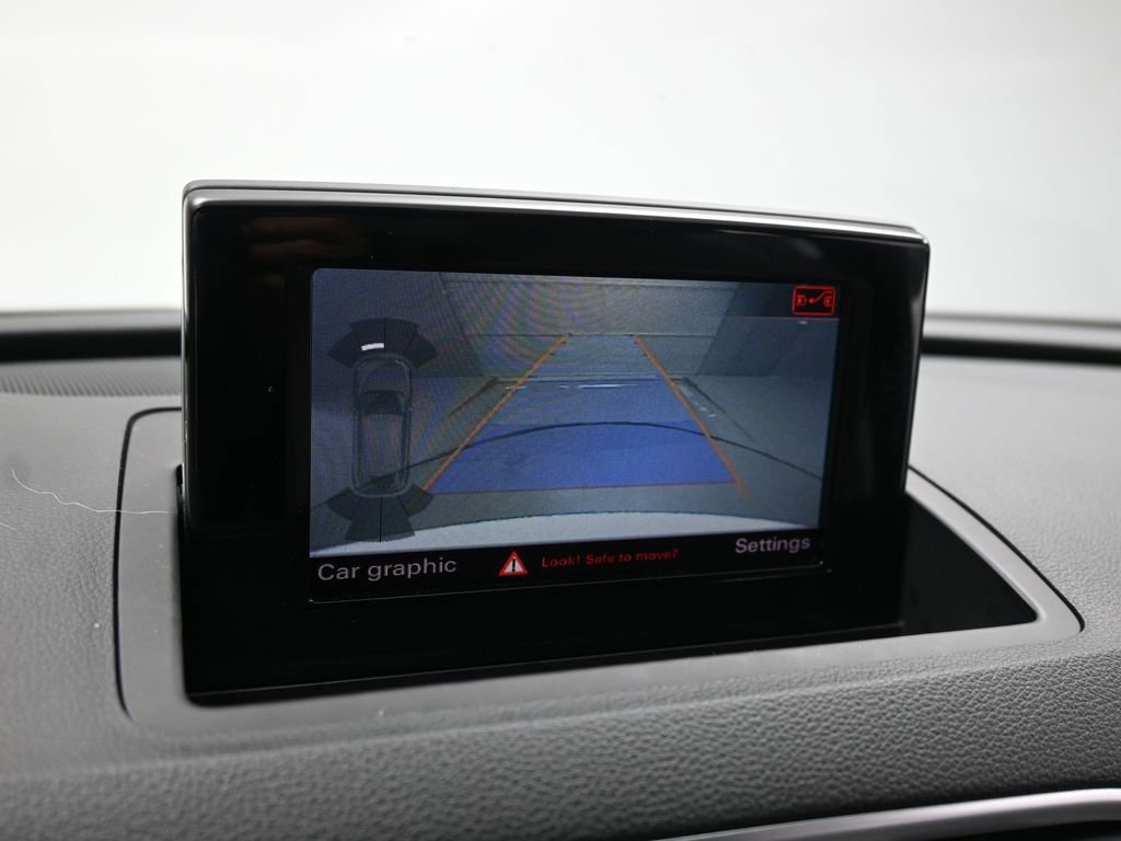 Used 2018 Audi Q3 2.0T Premium w/ Convenience Package image 15