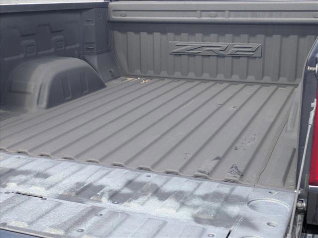 Used 2022 Chevrolet Silverado 1500 ZR2 w/ Technology Package image 9