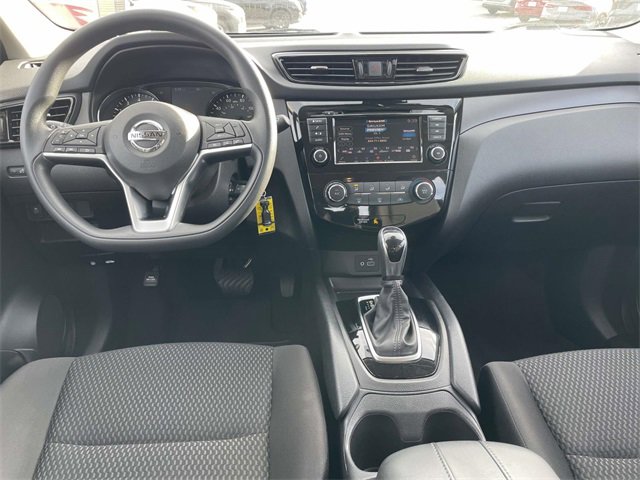 Used 2021 Nissan Rogue Sport S image 4