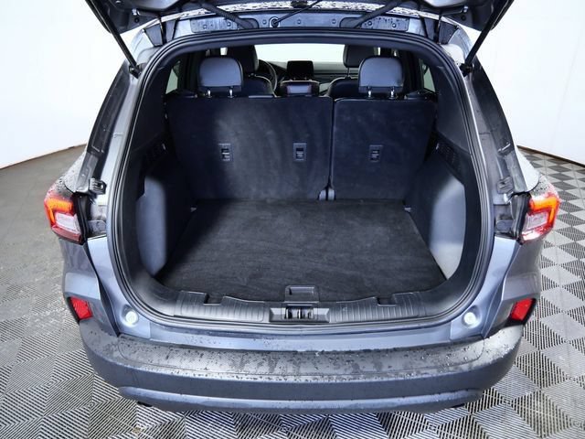 Certified 2025 Ford Escape ST-Line AWD/4WD image 7