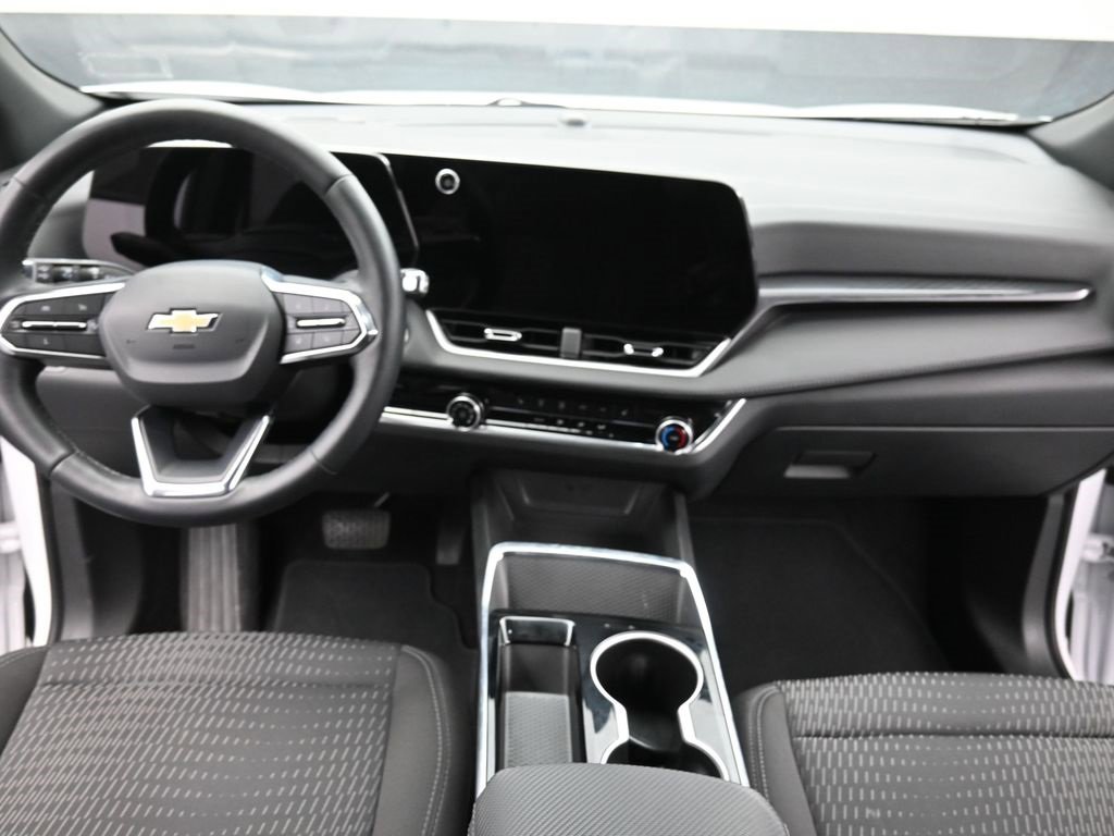 Used 2025 Chevrolet Equinox LT image 14