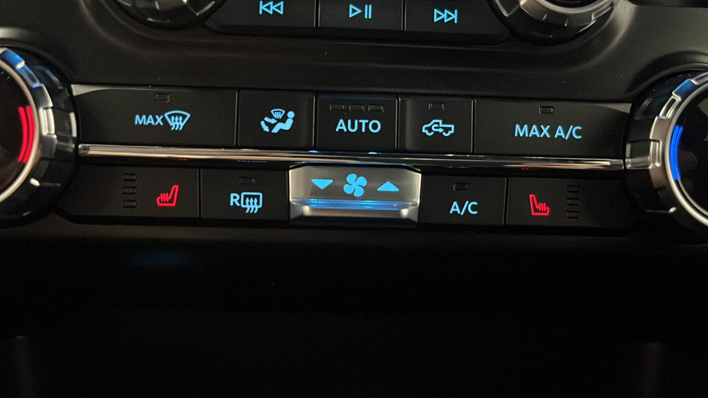 Certified 2024 Ford F150 XLT w/ Equipment Group 302A MID AWD/4WD image 26