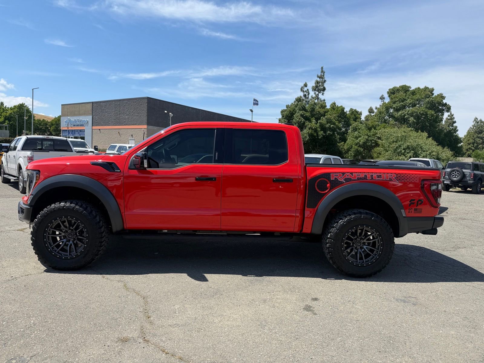 Certified 2022 Ford F150 Raptor w/ Equipment Group 801A High AWD/4WD image 2