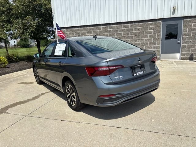 Used 2024 Volkswagen Jetta S FWD image 9