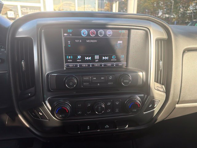 Used 2018 Chevrolet Silverado 1500 LT w/ All Star Edition AWD/4WD image 22