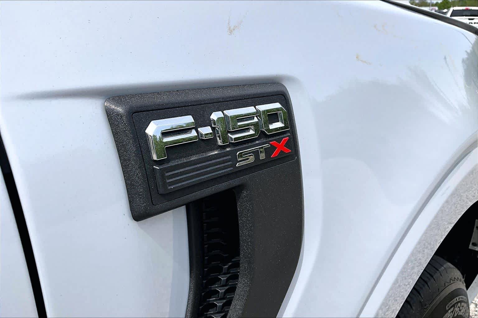 Certified 2022 Ford F150 XL w/ STX Appearance Package AWD/4WD image 10