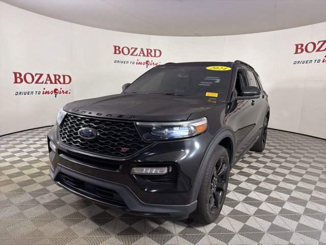 Certified 2024 Ford Explorer ST w/ Equipment Group 401A AWD/4WD image 4