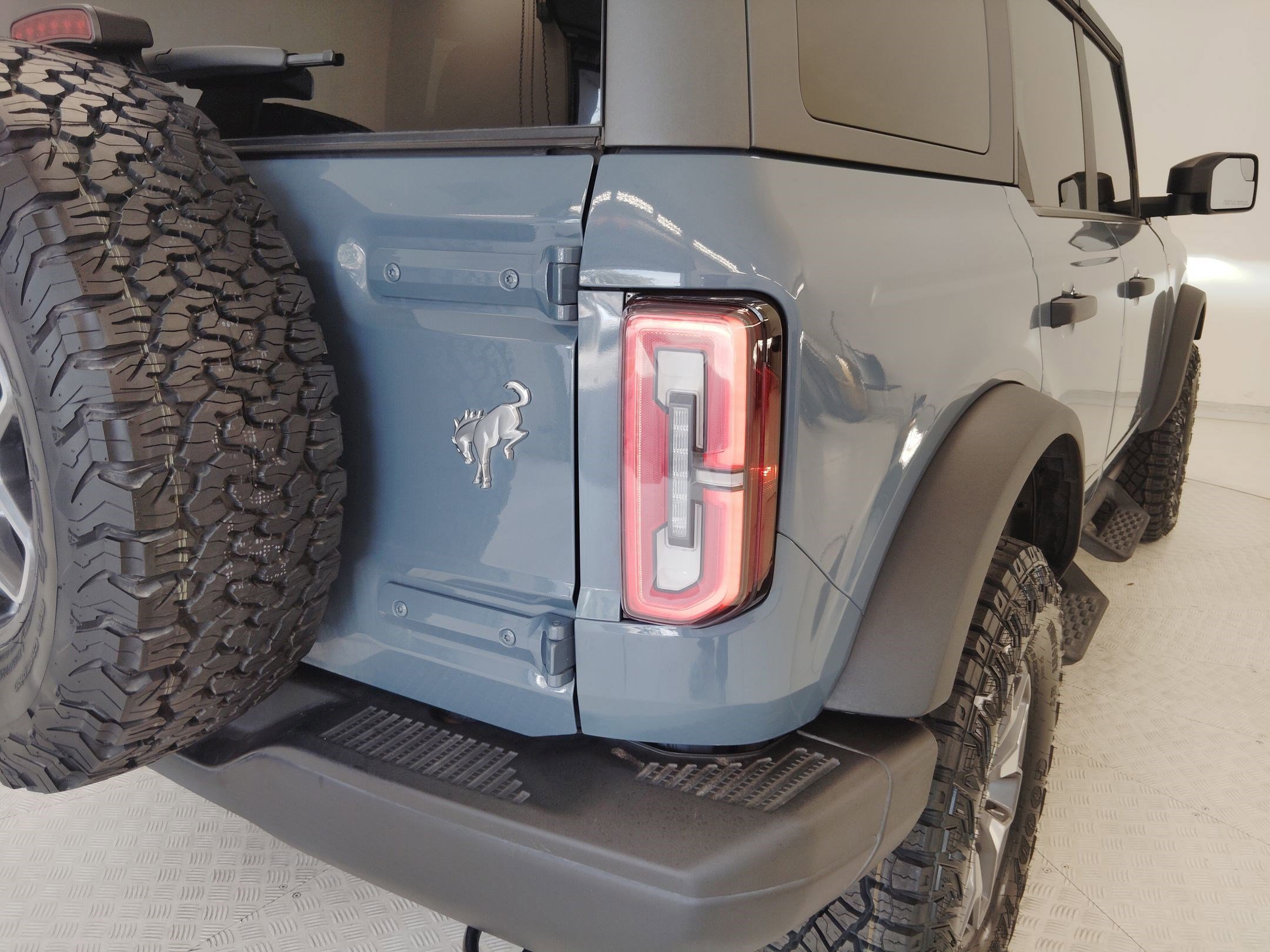 Certified 2024 Ford Bronco Badlands image 11