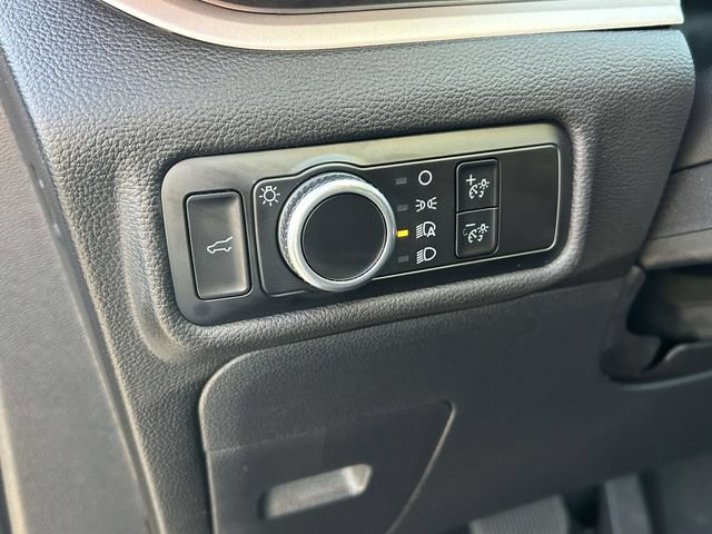 Certified 2023 Ford Explorer XLT RWD image 18