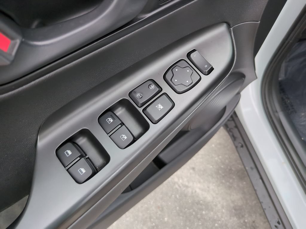 Used 2021 Hyundai Kona SEL FWD image 21