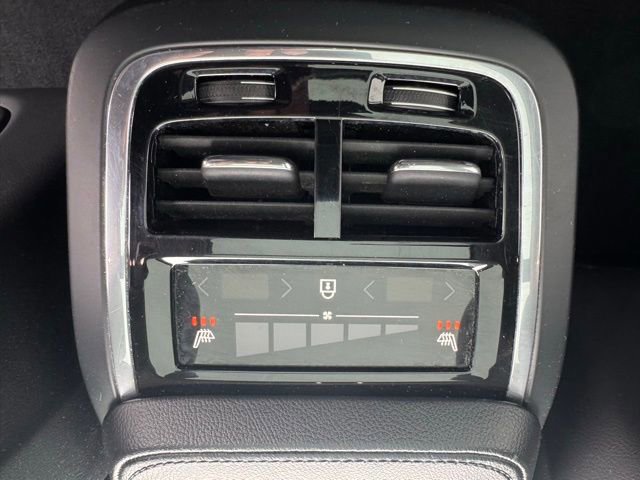 Used 2020 Volvo XC90 T5 Momentum image 21