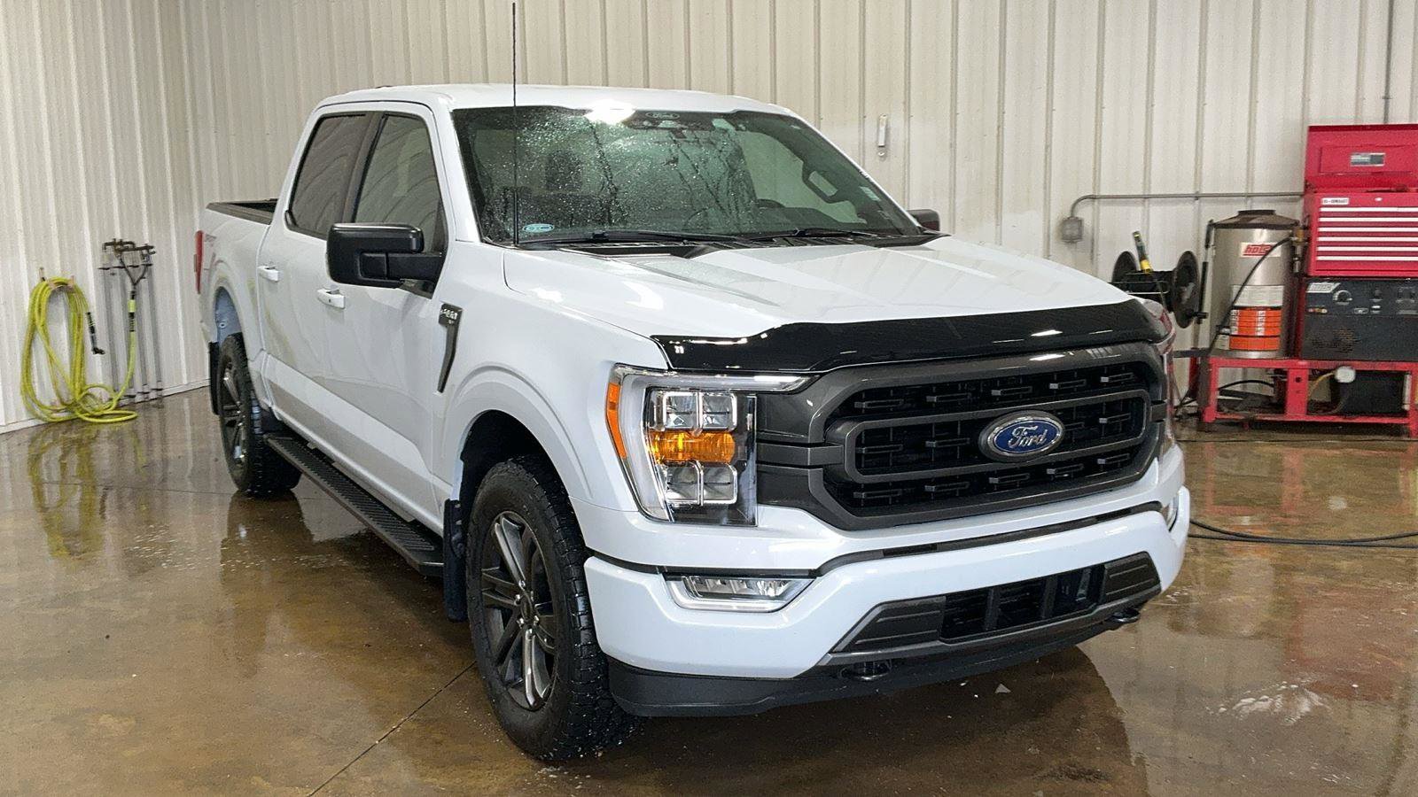 Certified 2022 Ford F150 XLT w/ Equipment Group 302A High image 3