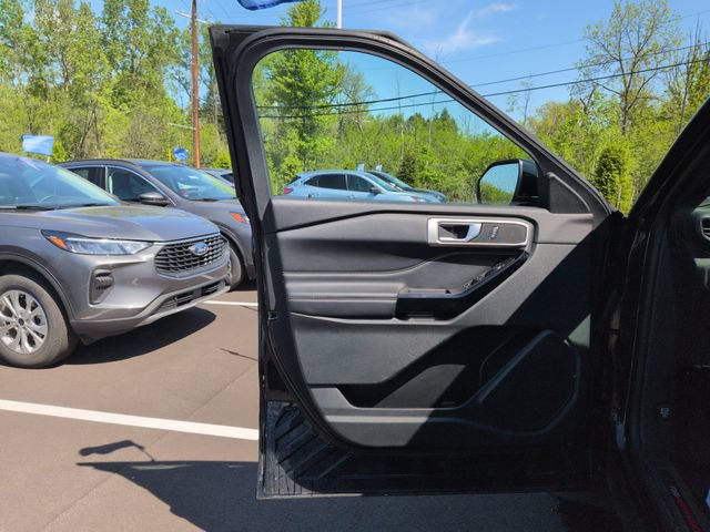 Certified 2023 Ford Explorer ST AWD/4WD image 21