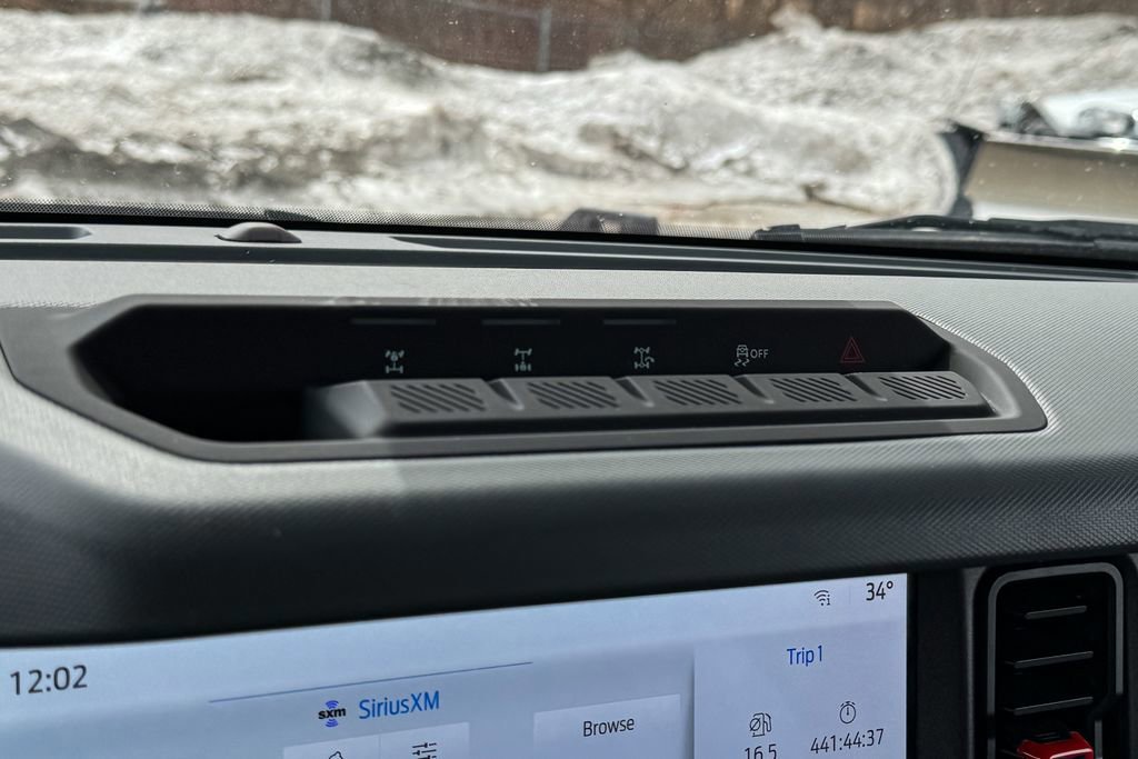 Certified 2024 Ford Bronco Black Diamond w/ Sasquatch Package image 36