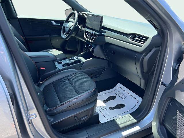 Certified 2023 Ford Escape ST-Line Elite AWD/4WD image 18