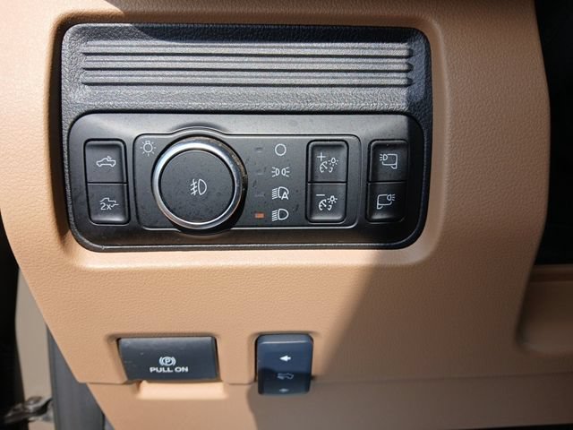 Certified 2026 Ford F250 Lariat w/ FX4 Off-Road Package AWD/4WD image 18